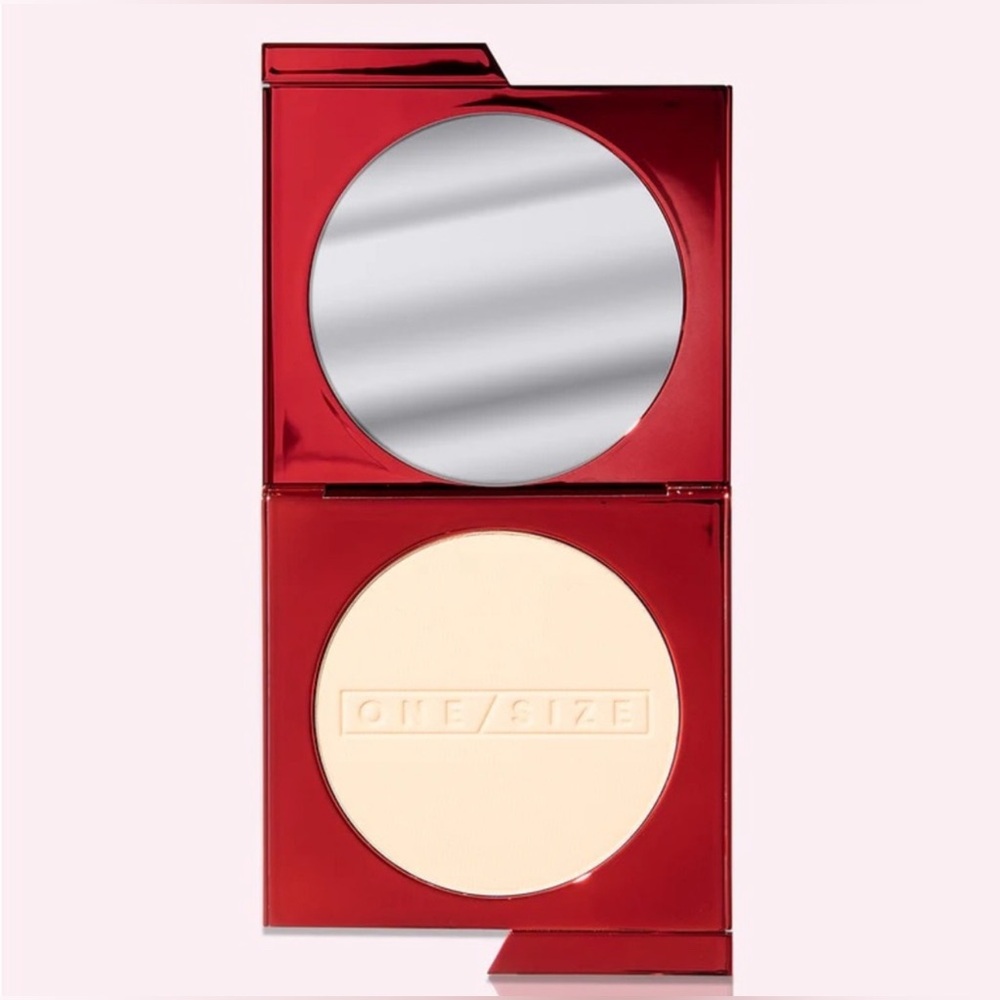 One/Size Turn Up The Base Versatile Powder Foundation Fair 3N New In Box
